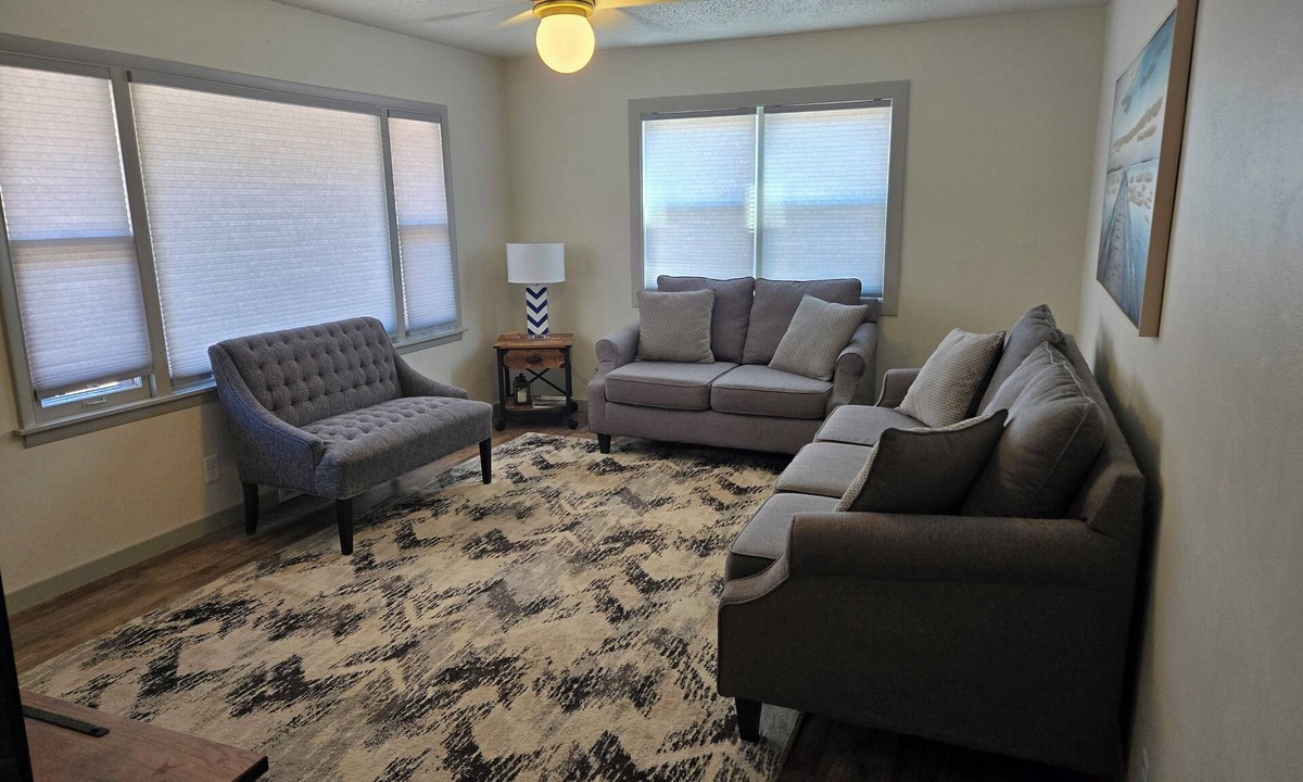 Sioux Falls House | West 39th Retreat - Easy, Central Sioux Falls Stay