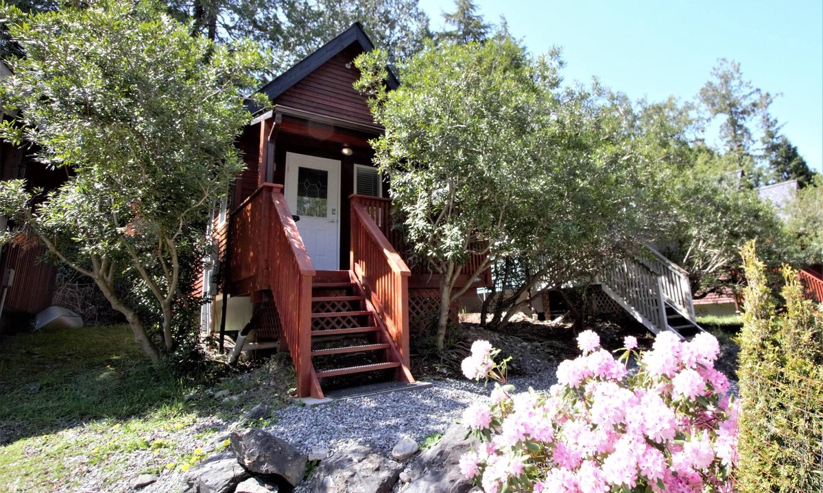 Ucluelet House | West Coast Cabin