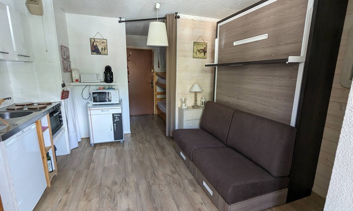 Valloire Apartment | West-facing studio cabin for 3 in Valloire