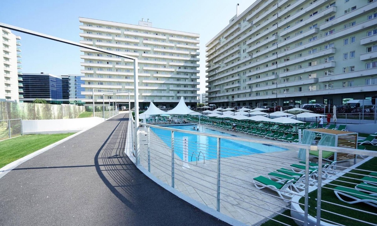 Militari Apartment | West Gate Studios