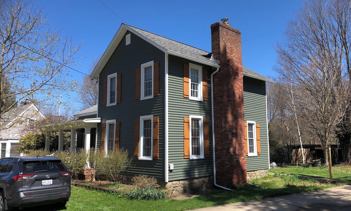 West Valley House | West Valley Dream! Pet Friendly Farmhouse located 12 minutes from Ellicottville