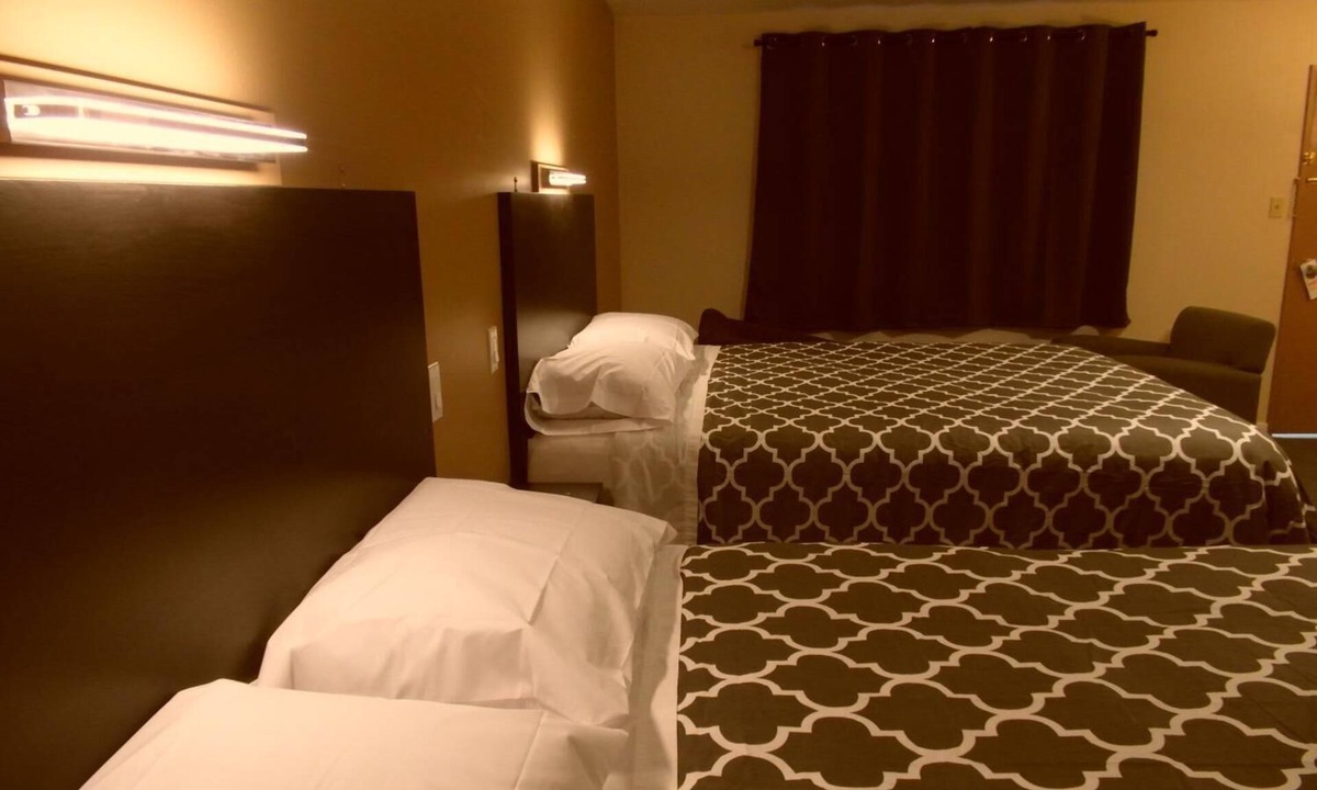 Hanna Hotel | West View Motel