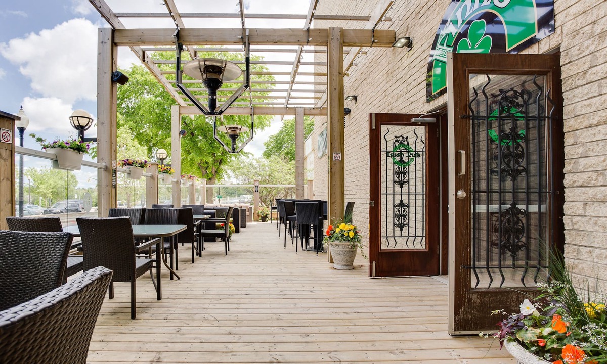 Saskatoon Downtown Hotel | West Wing at Park Town