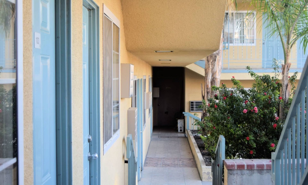 Taft Hotel | Western Inn & Suites