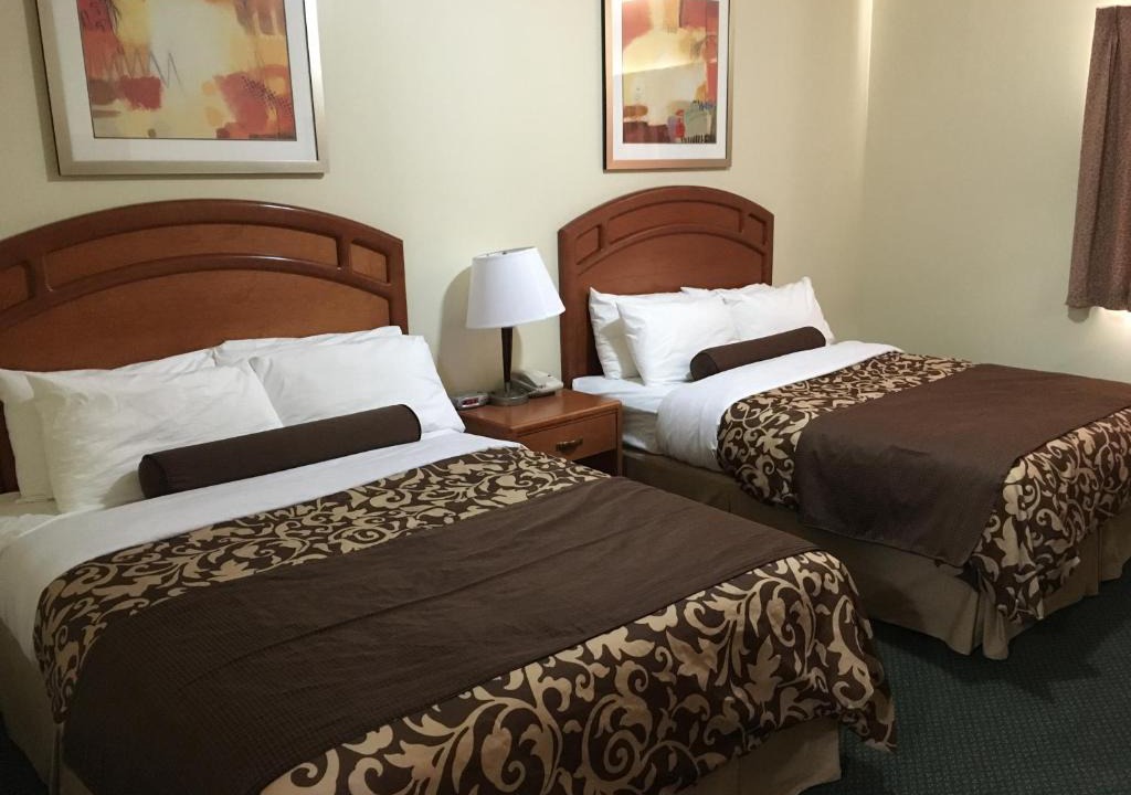 Valleyview Hotel | Western Valley Inn