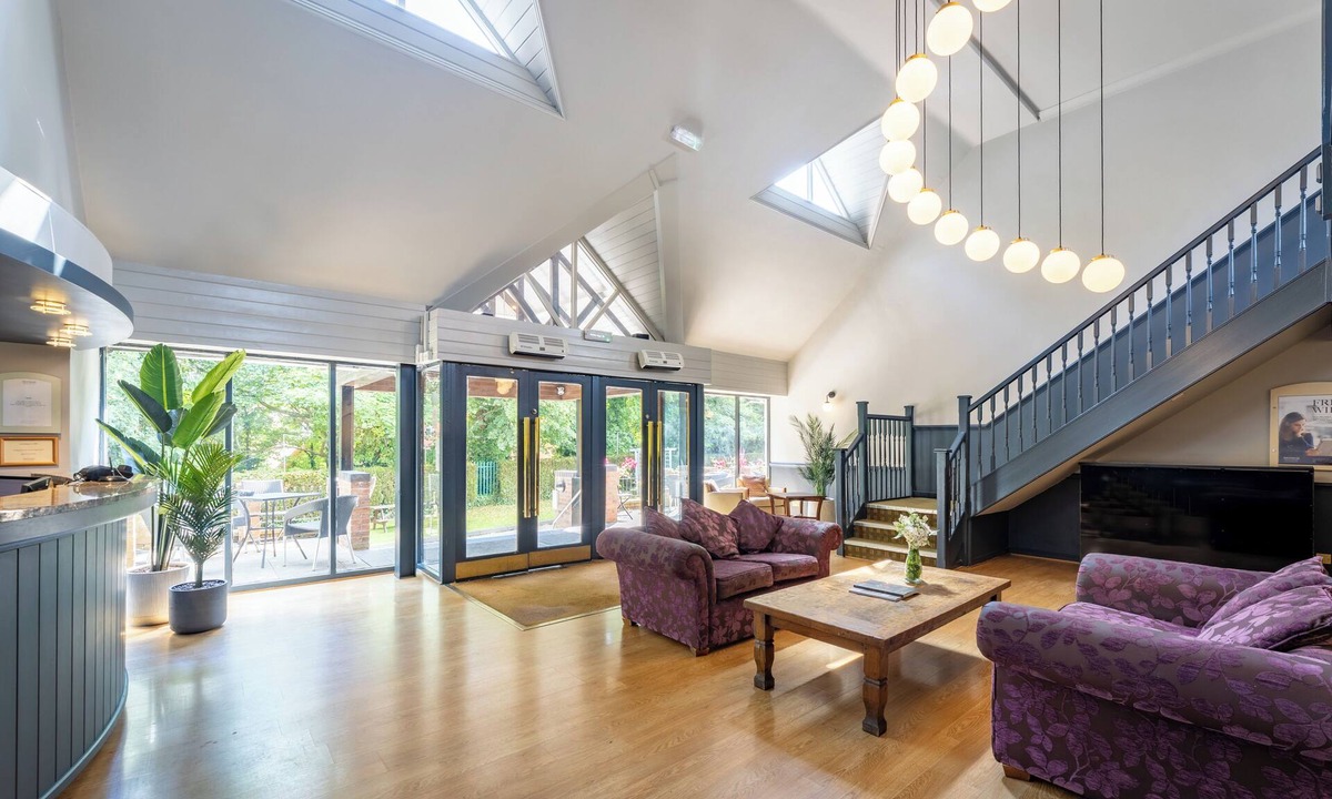 Hopwood Hotel | Westmead Hotel