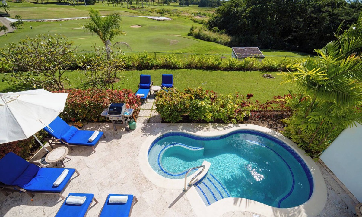 Merlin Bay Villa | Westmoreland Villa with Pool and Golf Views - Cherry Red (3 bed)