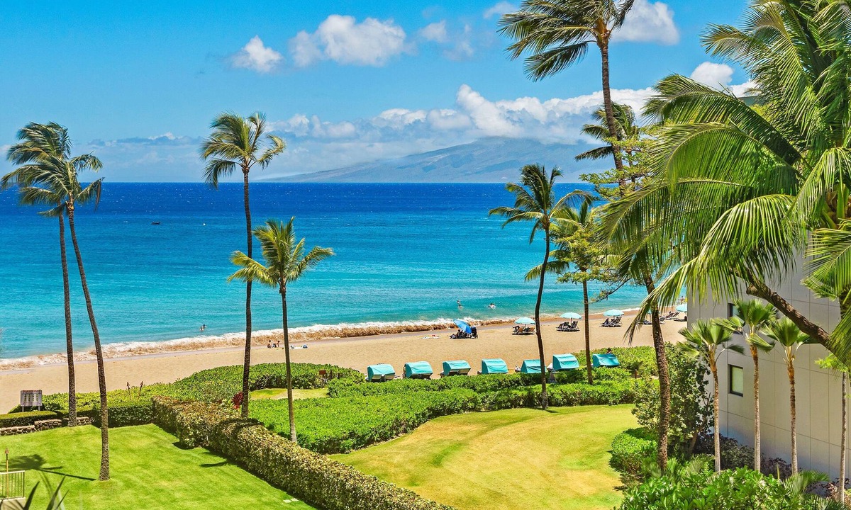 Kaanapali Condo | Whaler 518 Oceanview Studio Condo Condo by RedAwning