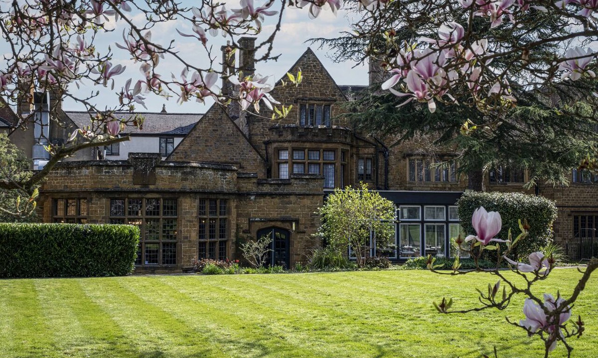 Banbury Hotel | Whately Hall