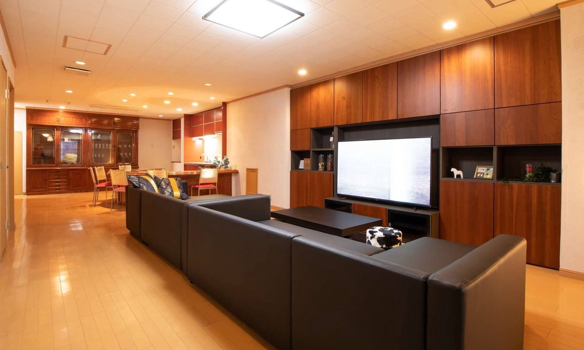 Tennoji Apartment | Wheelchair-accessible / Direct bus to KIX / 8 pax