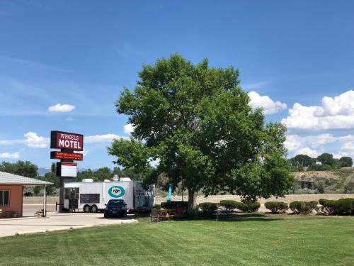 Otto Hotel | Wheels Motel