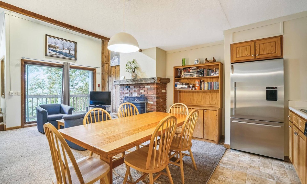 Killington Condo | Whiffletree E8: 3-Bedroom Condo with Ski Access, Shuttle, and Fireplace