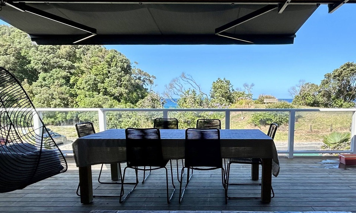 Whiritoa House | Whiritoa Beach House, by lagoon & beach