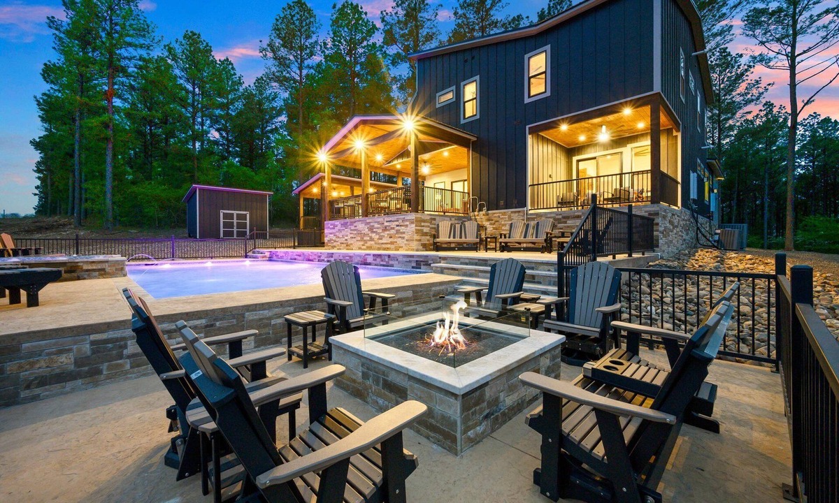 Pickens Cabin | Whiskey Lullaby, 5 bdr w/Pool, View, Pickleball, UTV access
