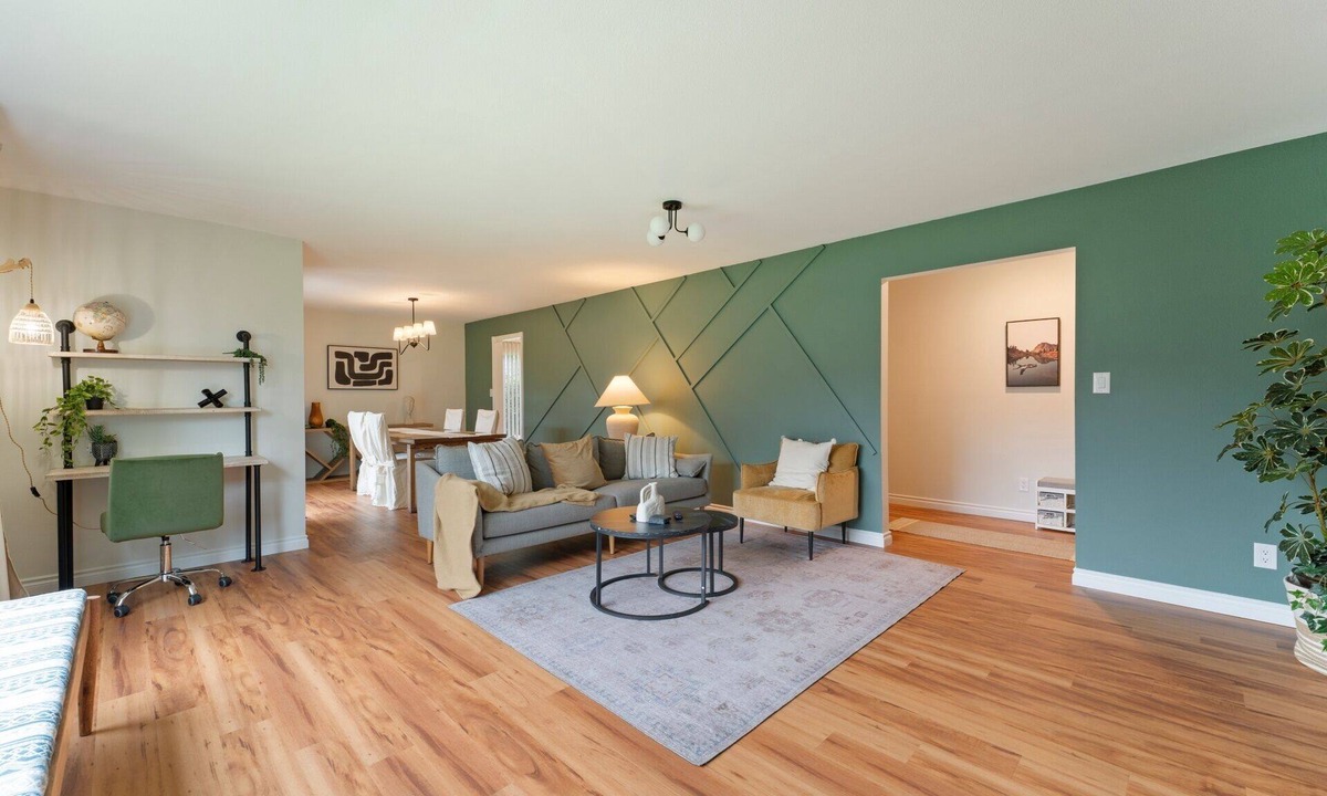 Vancouver House | Whisper Hidden Nest 2Br2Ba Courtyard