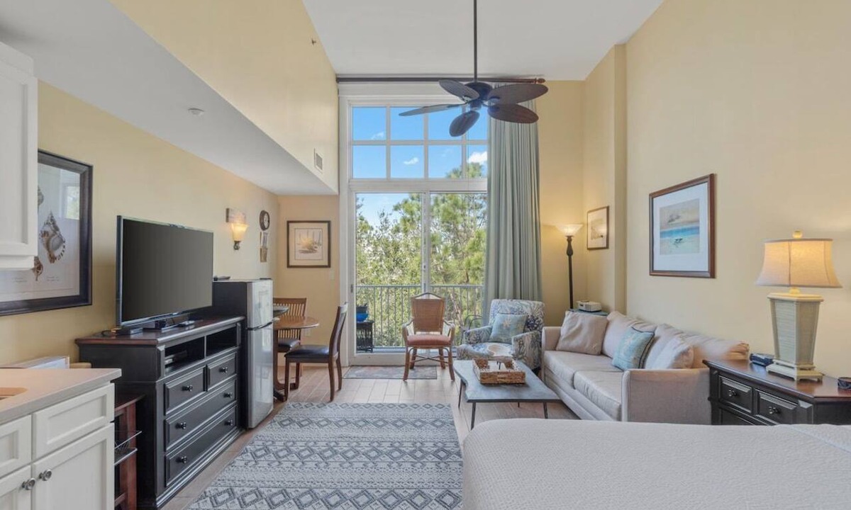 Baytowne Wharf Condo | Whispering Palms 3501-Retreat-Sleeps 4