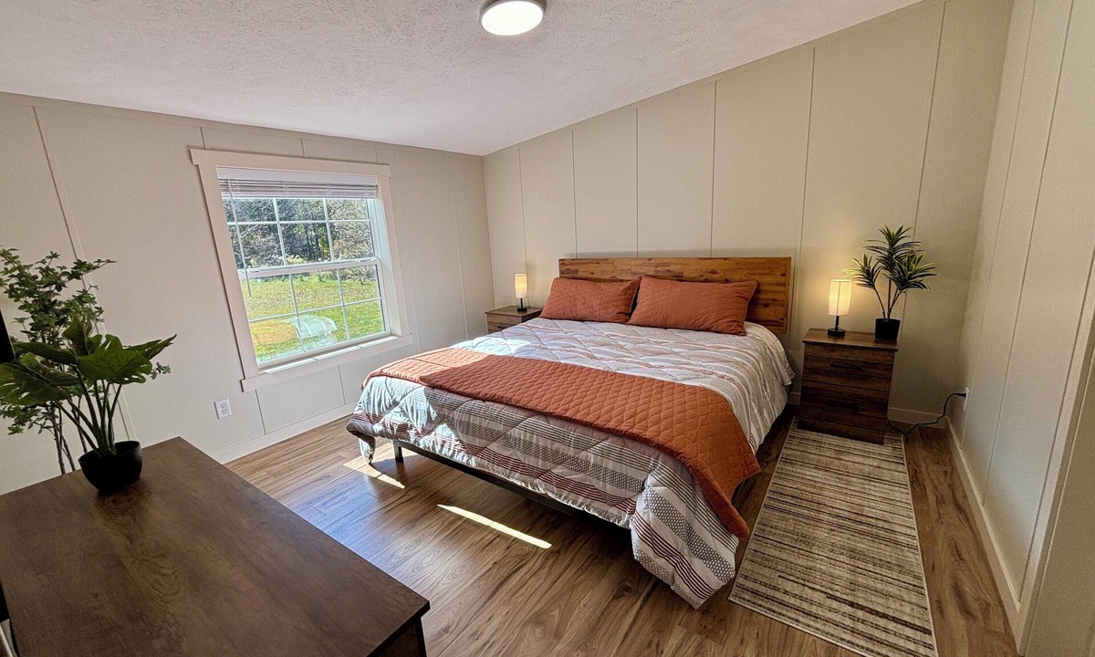 Hensonville House | Whispering River/EV/Mins to Windham and Hunter Mtn