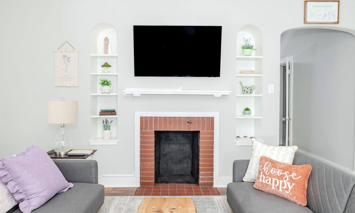 Indiana Apartment | Whispering WillowBnB – Cozy Central Stay Near IUP in Indiana, PA