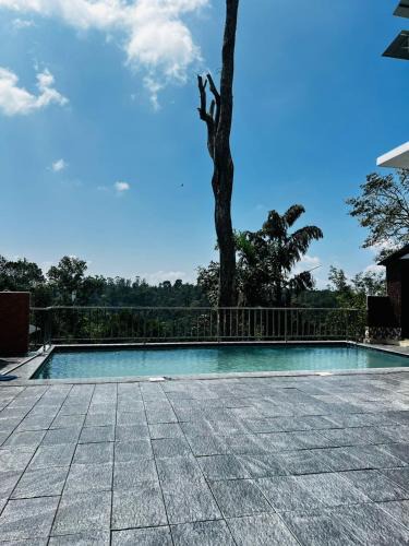 Devikolam Hotel | White Arc Munnar