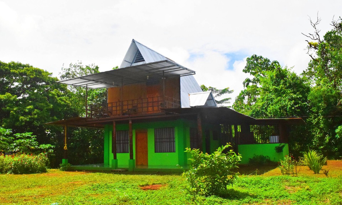 Los Planes Ski Chalet | White Face Monkey House - Nature lovers