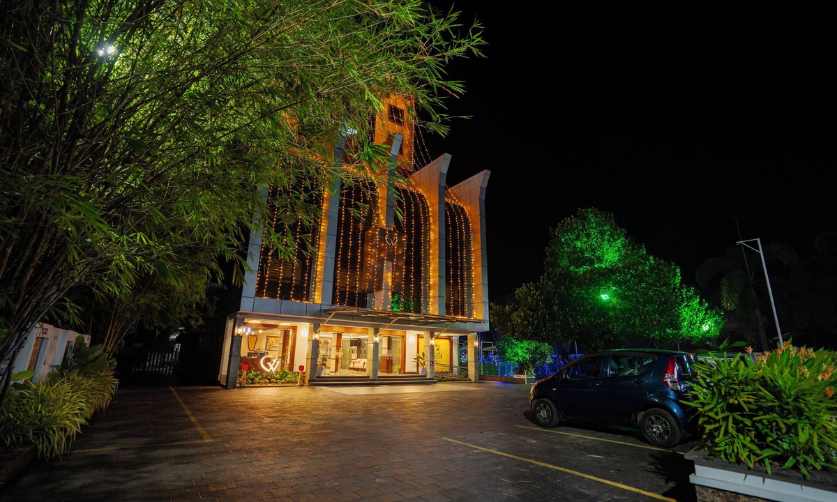 Vaikom Hotel | White Gate Residency