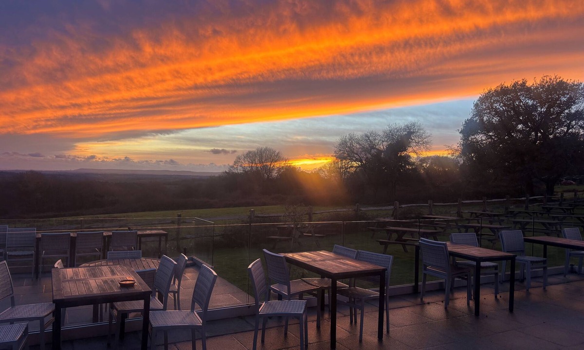Battle Hotel | White Hart Netherfield