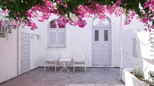 Vothon House | White Haven Cave Home