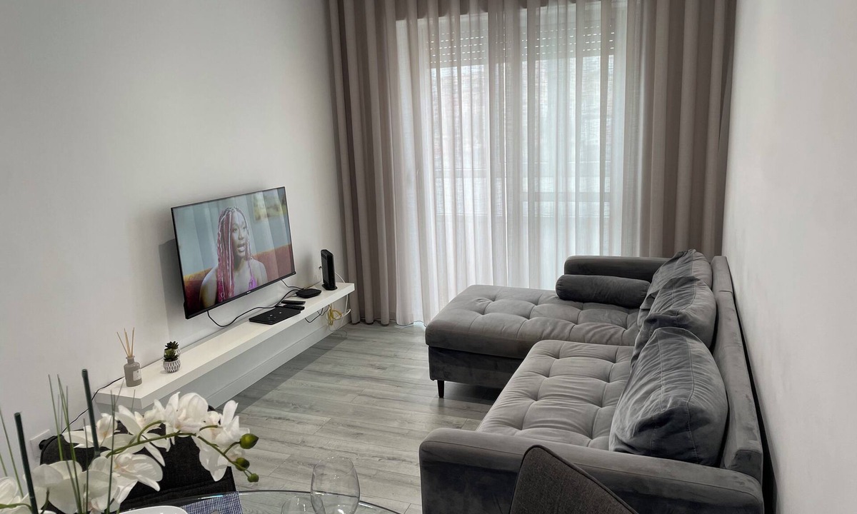 Carvoeira Apartment | White House