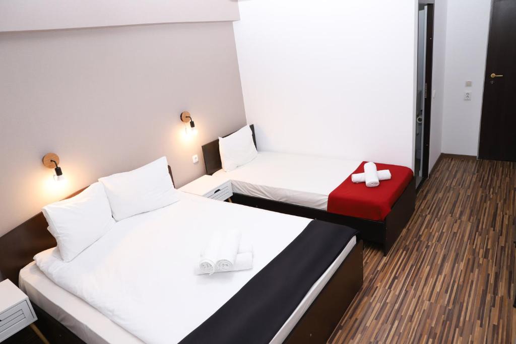 Galati Hotel | White House