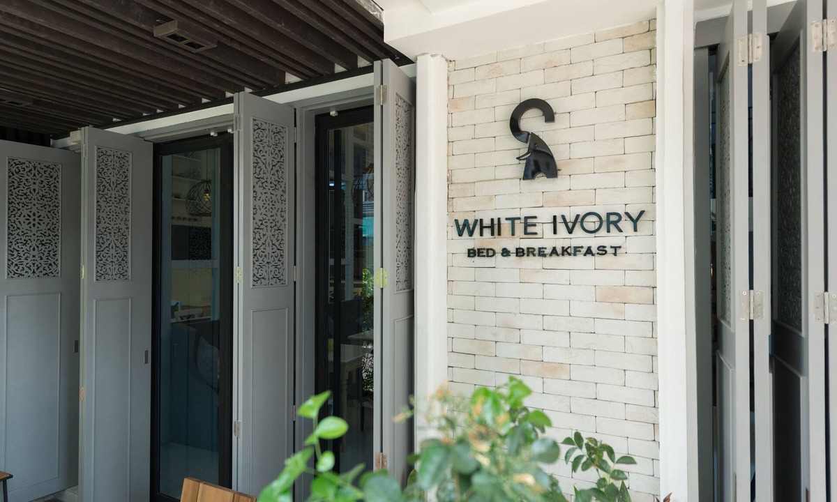 Bang Lamphu Lang Hotel | White Ivory Bed & Breakfast