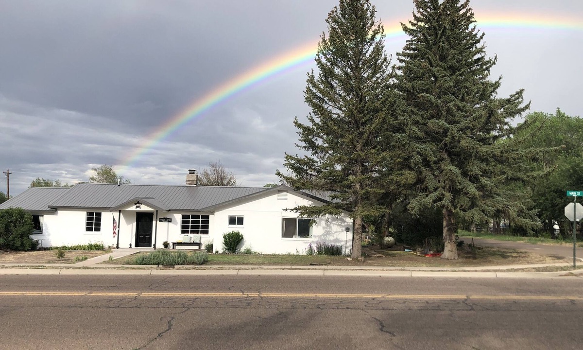 Springerville House | White Mountain Getaway