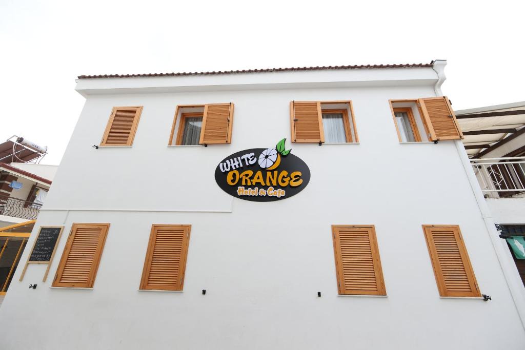 Sigacık Hotel | White Orange