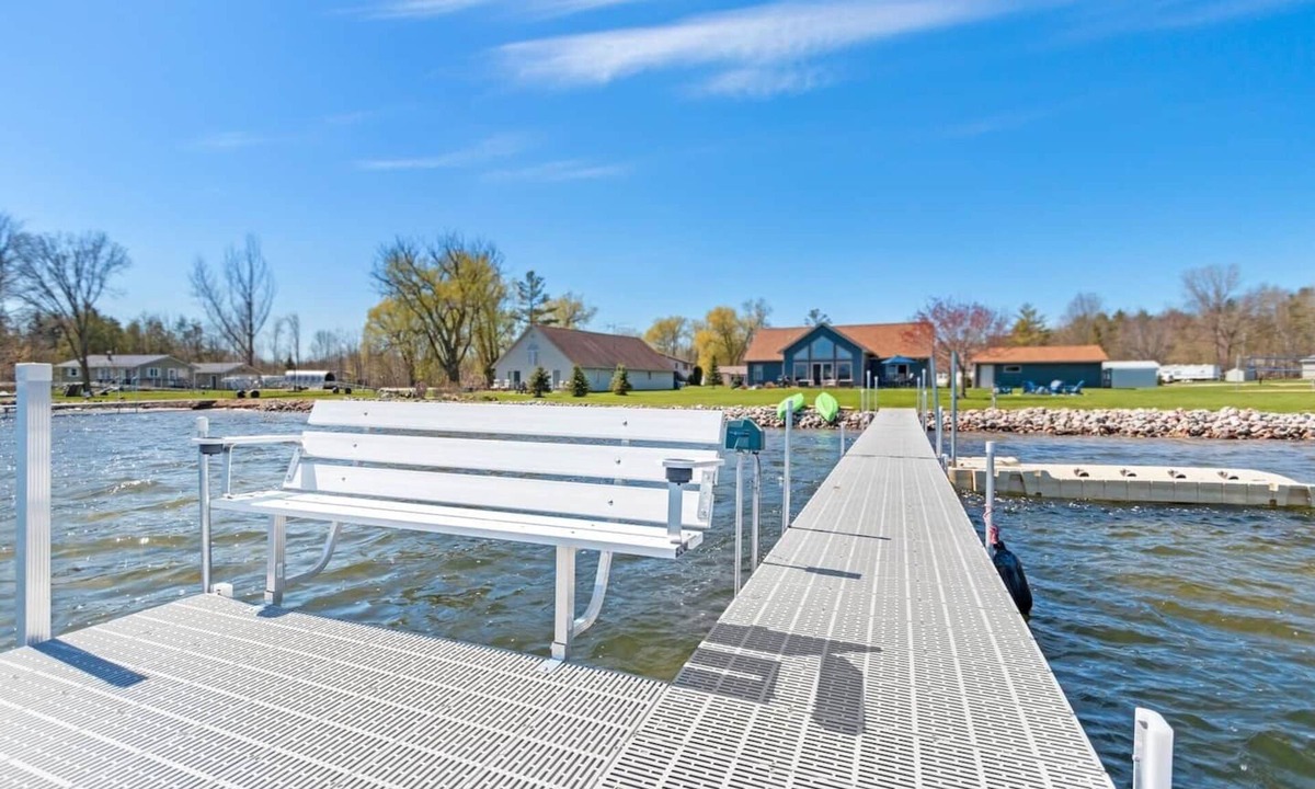 Brazeau Cottage | White Potato Lakefront Retreat with Dock