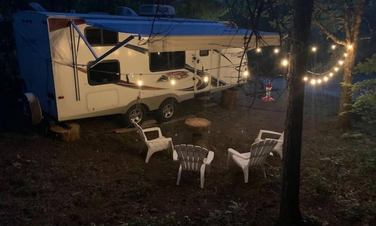 White Salmon House | White Salmon Camp Out (Cold AC, Fire Ring, BBQ)