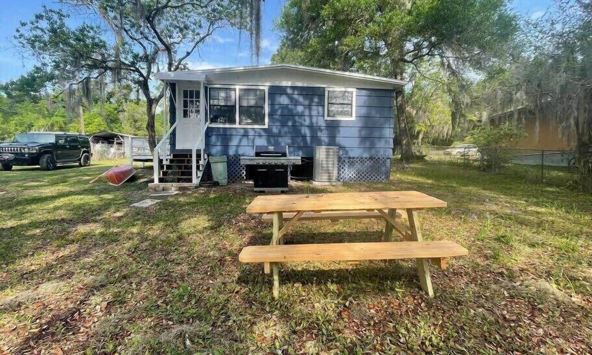 Keystone Heights House | White Sands Lake Cottage - Canoe, Hammock