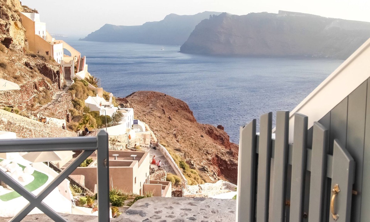 Oia Apartment | White Side Suites