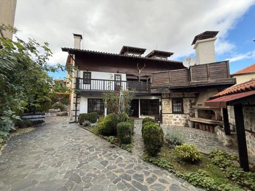 Old Town Ski Chalet | White Wolf Chalet