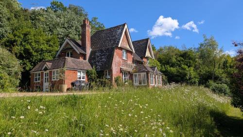 Patrixbourne House | Whitebeams