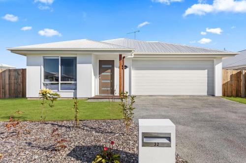 Eli Waters House | Whitehaven - 4BD 4bath Brand New