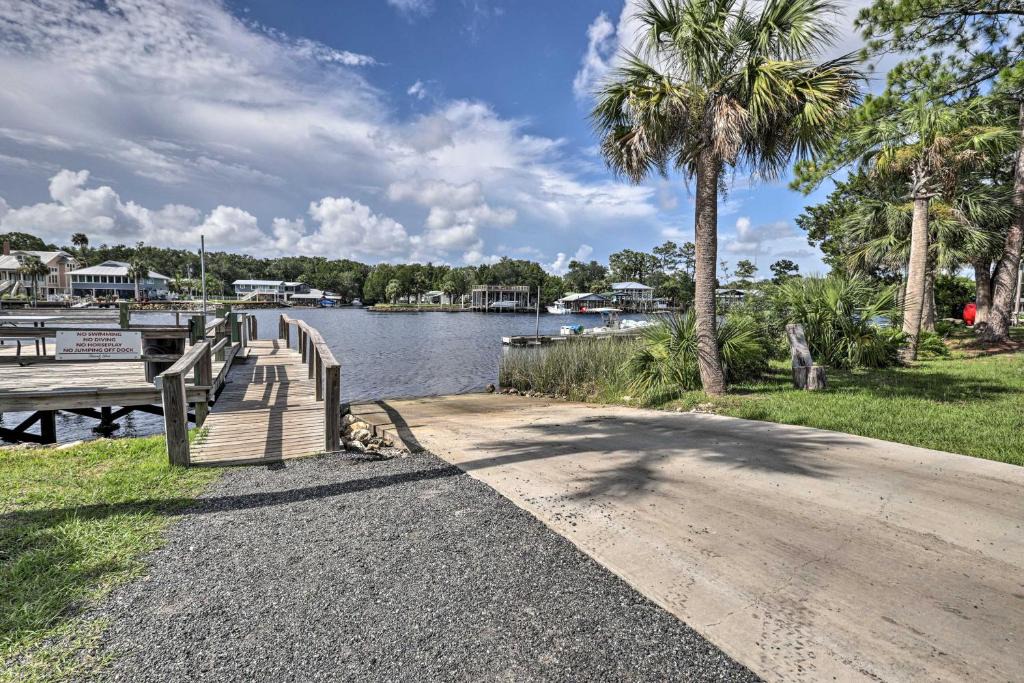 Steinhatchee House | Wigeon Cabin 4 Florida Cottage Near River!