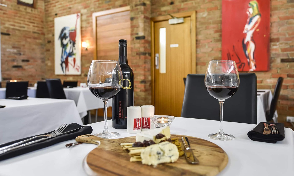 Naracoorte Hotel | William Macintosh Motor Lodge