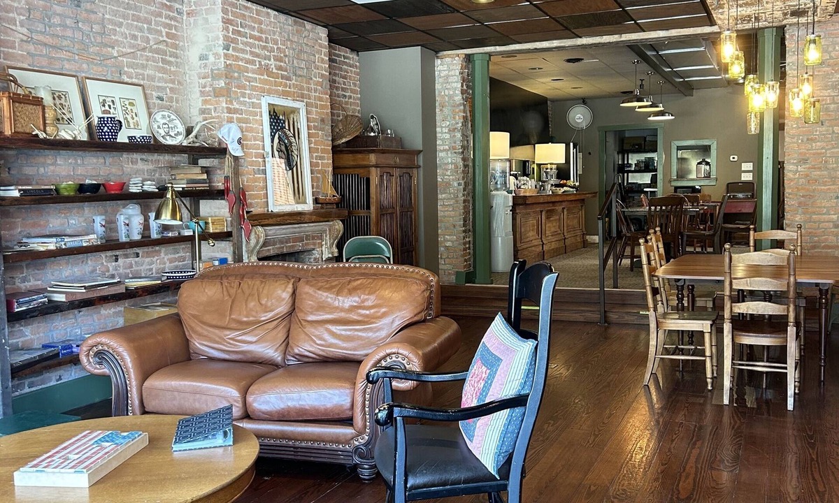 Pittsfield Hotel | William Watson Hotel