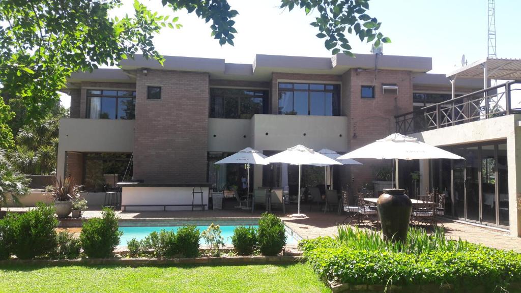Parys Cabin | Willow Banks Lodge