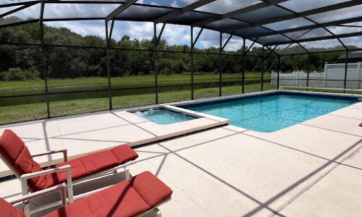Crescent Lakes House | Willow Bend