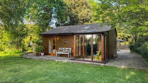 Bognor Regis Ski Chalet | Willow Cottage