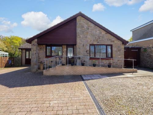North Sunderland House | Willow Cottage