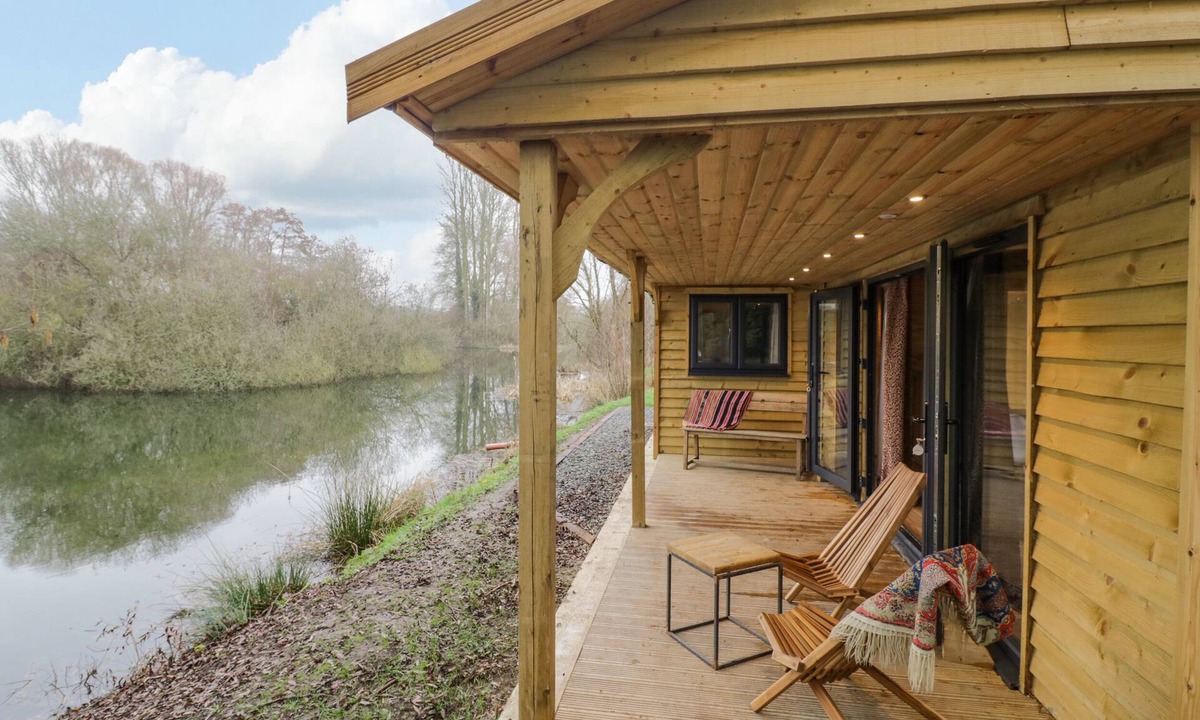 Frankton Cottage | Willow