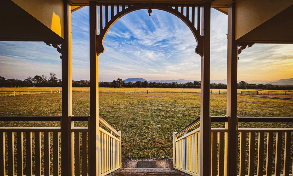 Junabee Cabin | Willow Lodge at Willow Farm, experience the country life