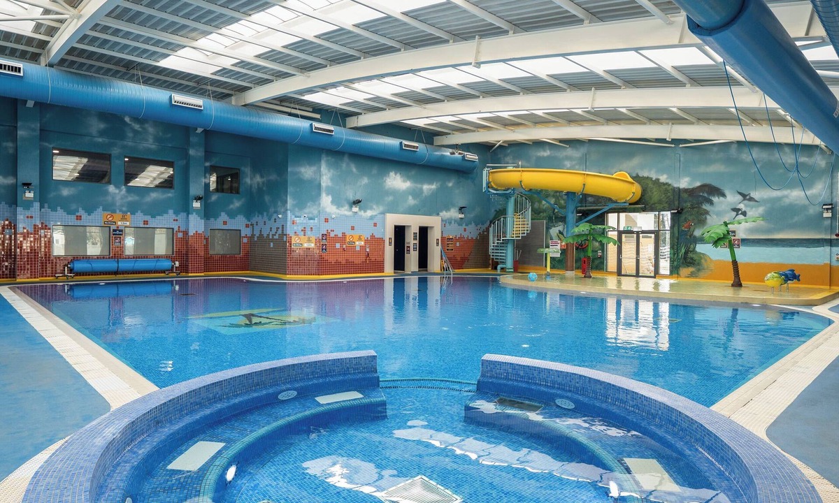 Great Houghton Cottage | Willowbrook Hideaway - Billing Aquadrome