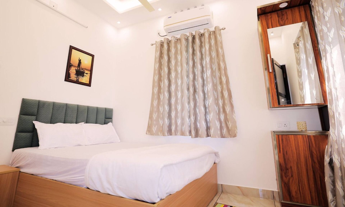 Kochi Bed & Breakfast | Wind Castle